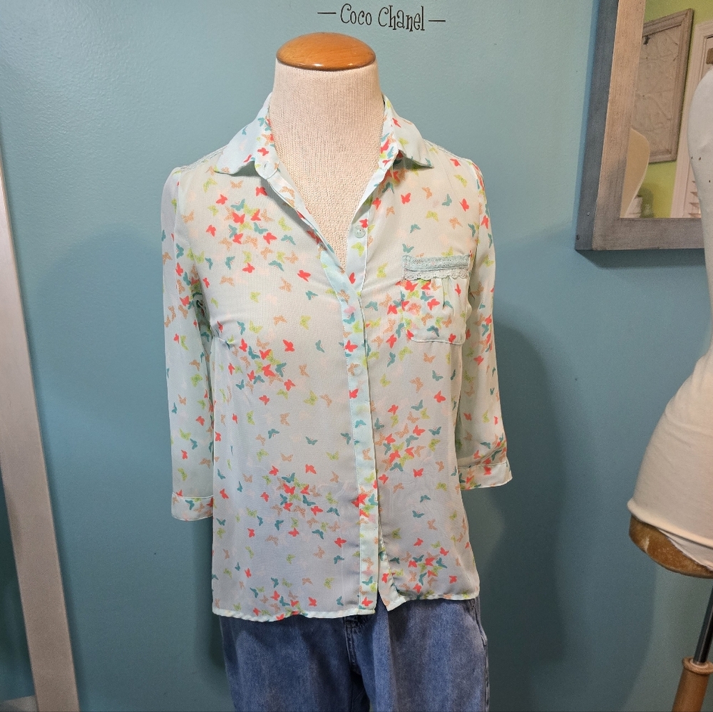 ⚡️Vintage Candie's Colorful Butterfly Print Shirt